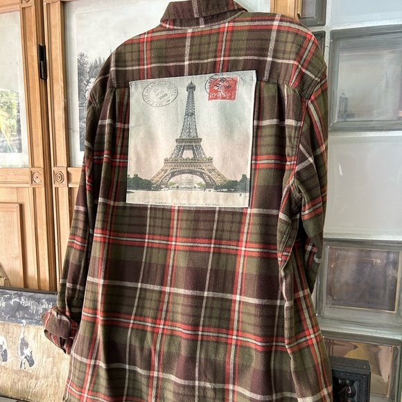 George Tops - Flannel plaid George Vintage shirt Paris Eiffel Tower patch on back sz L